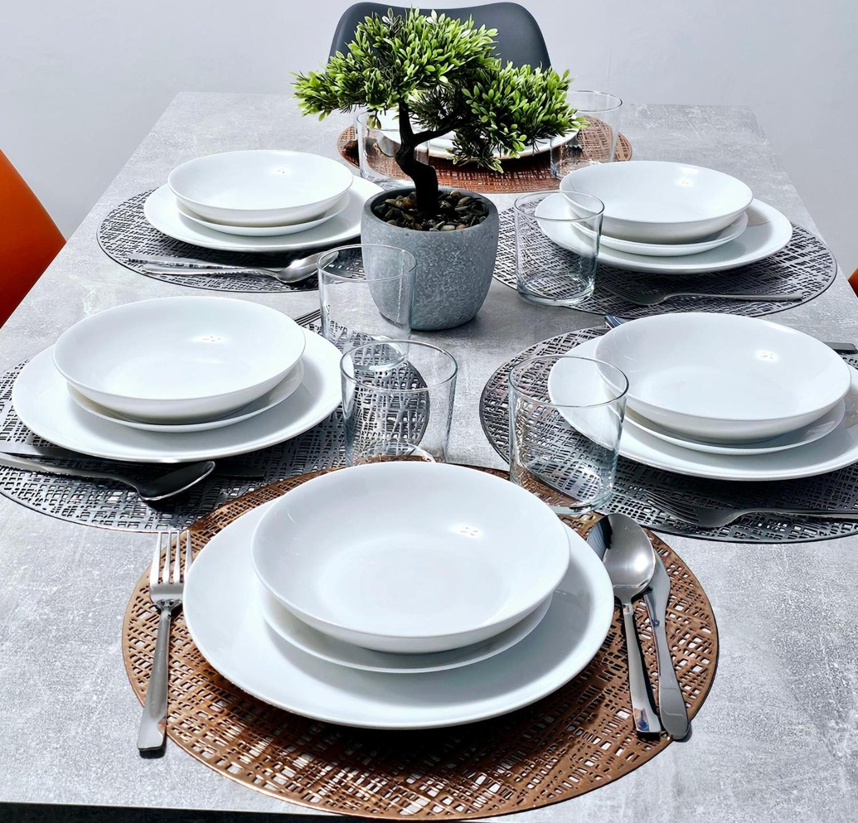 Lushstay Telford - Families, Contractors & Group Of Friends, Long Term Stay Bagian luar foto