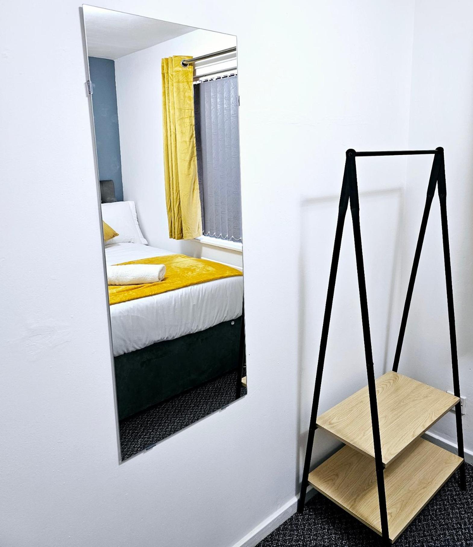 Lushstay Telford - Families, Contractors & Group Of Friends, Long Term Stay Bagian luar foto